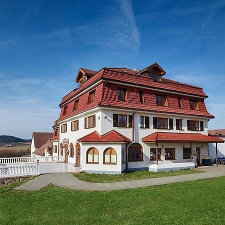 Hotel Stamberk Naceradec Ngoại thất bức ảnh