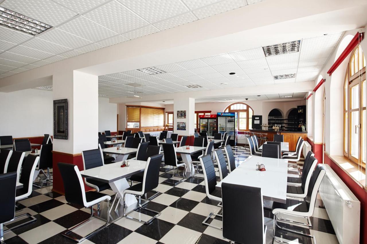 Hotel Stamberk Naceradec Ngoại thất bức ảnh