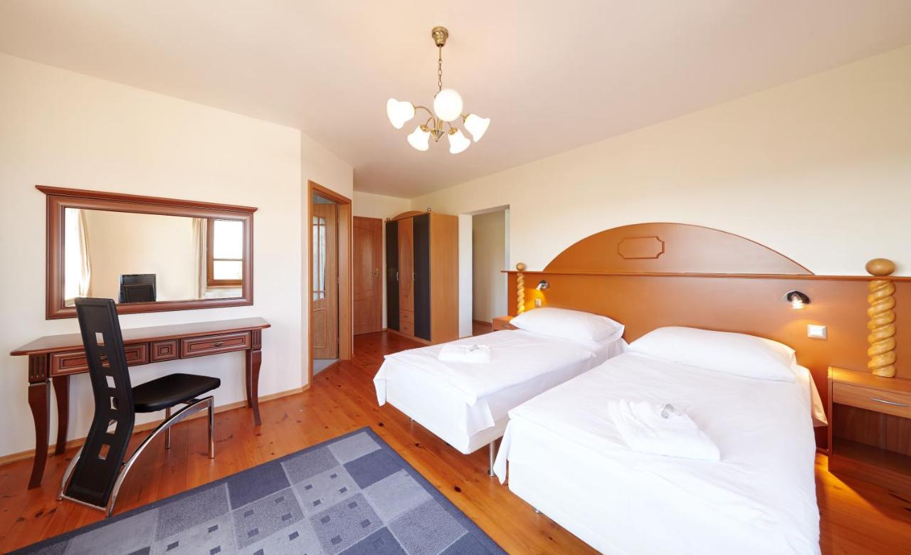Hotel Stamberk Naceradec Ngoại thất bức ảnh