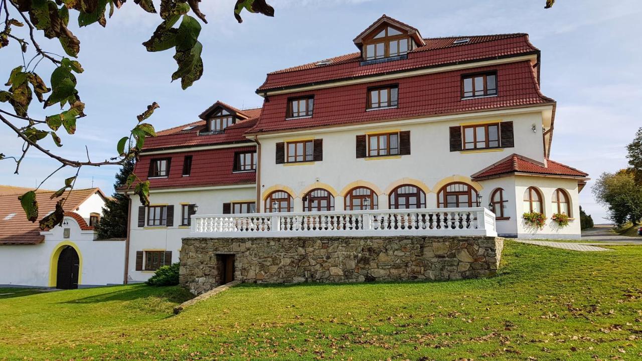 Hotel Stamberk Naceradec Ngoại thất bức ảnh