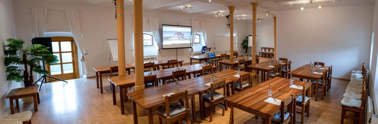 Hotel Stamberk Naceradec Ngoại thất bức ảnh